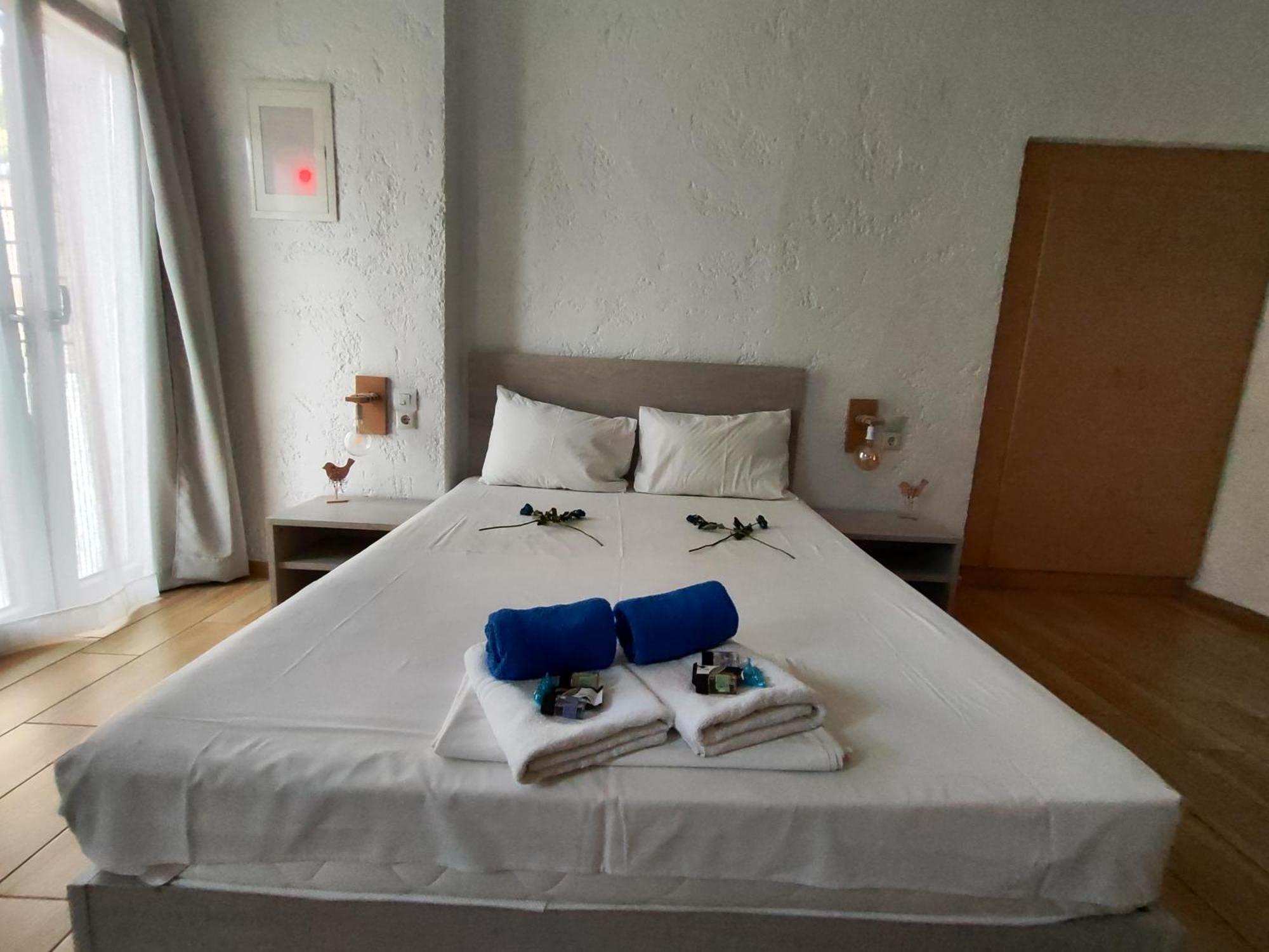 Ble Island Lejlighedshotel Hersonissos  Eksteriør billede
